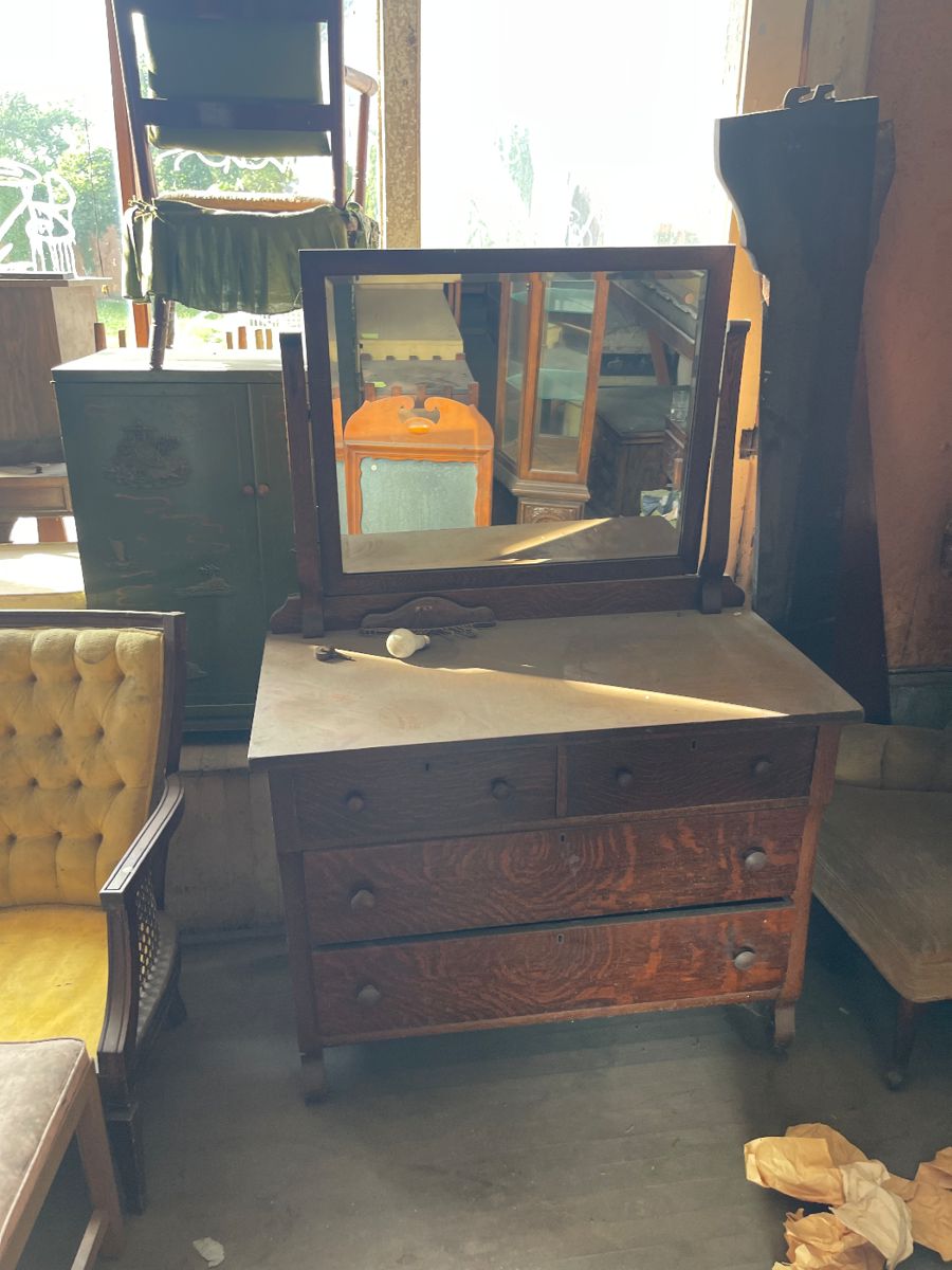 Antique piece 11