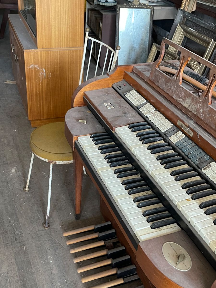 Antique piece 18