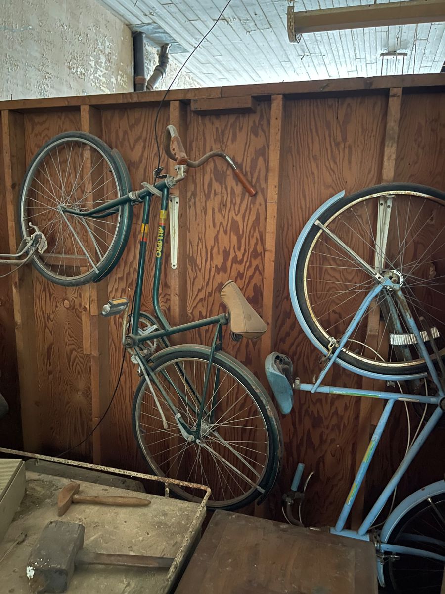 Antique piece 25