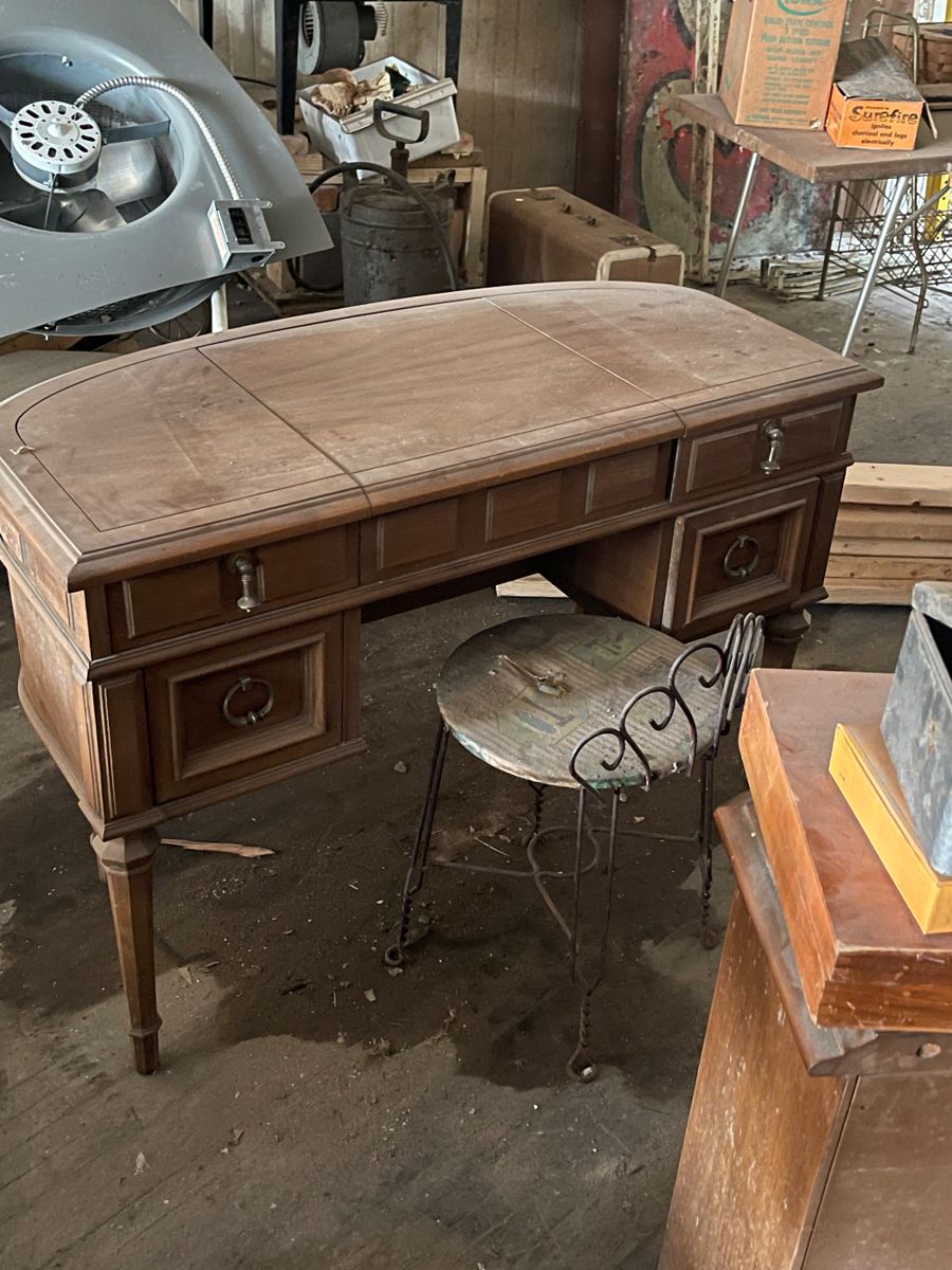 Antique piece 26